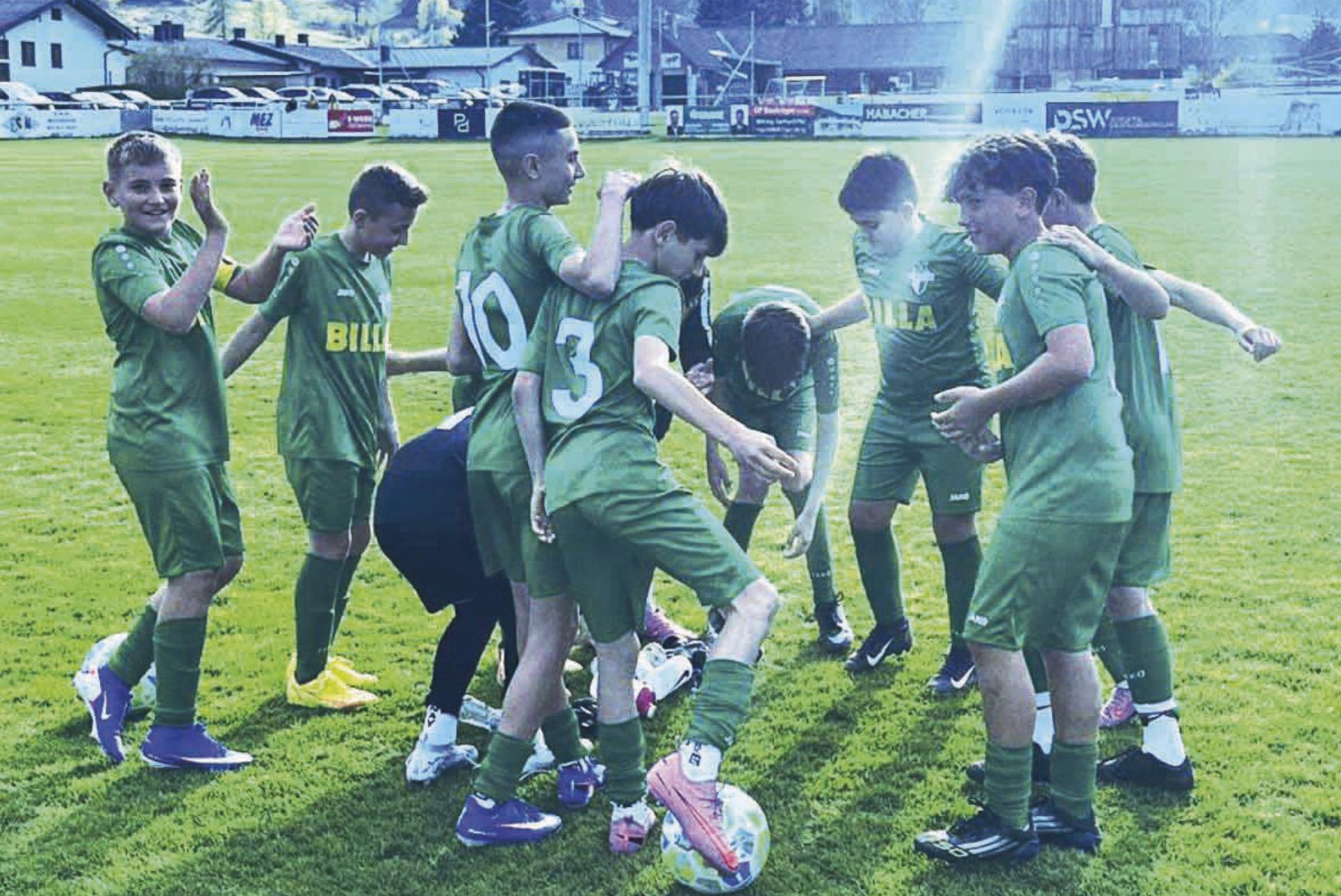 Die U13 des SC Liezen übernahm mit einem klaren 7:1-Auswärtssieg gegen die SG Gröbming die Tabellenführung in der U13 B. Foto: o.K. - Das Bild wird blockiert. – Möglicherweise durch einen aktiven Adblocker.