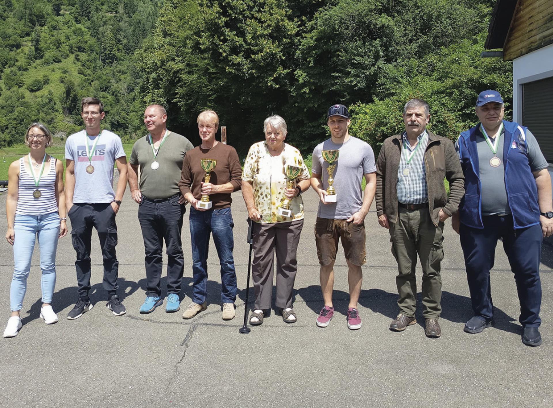 Bezirksmeister im Scharfschießen