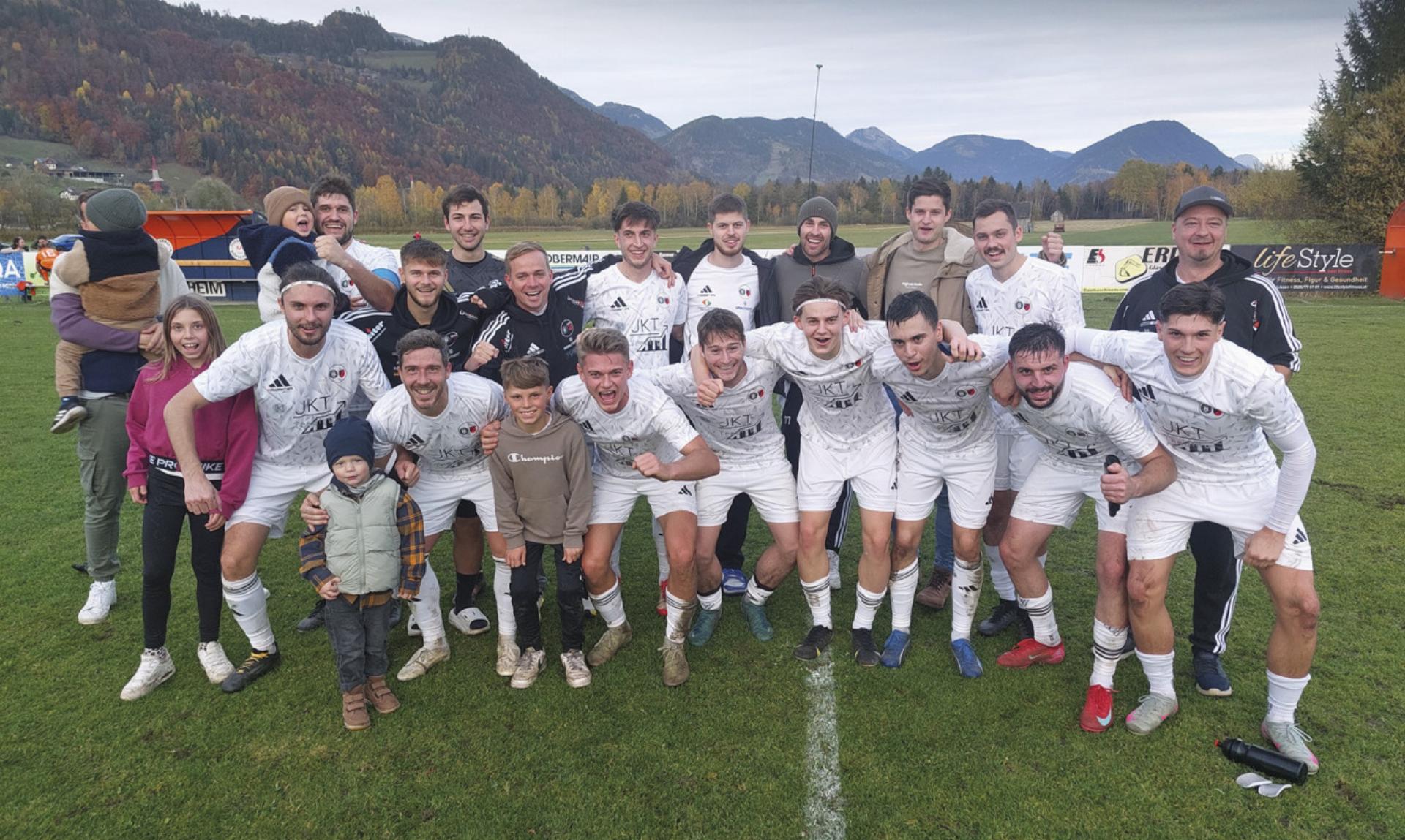 SV Lassing beendete die Herbstmeisterschaft nach dem 2:1-Derbysieg gegen SU Wörschach am 3. Platz. Foto: SV Lassing