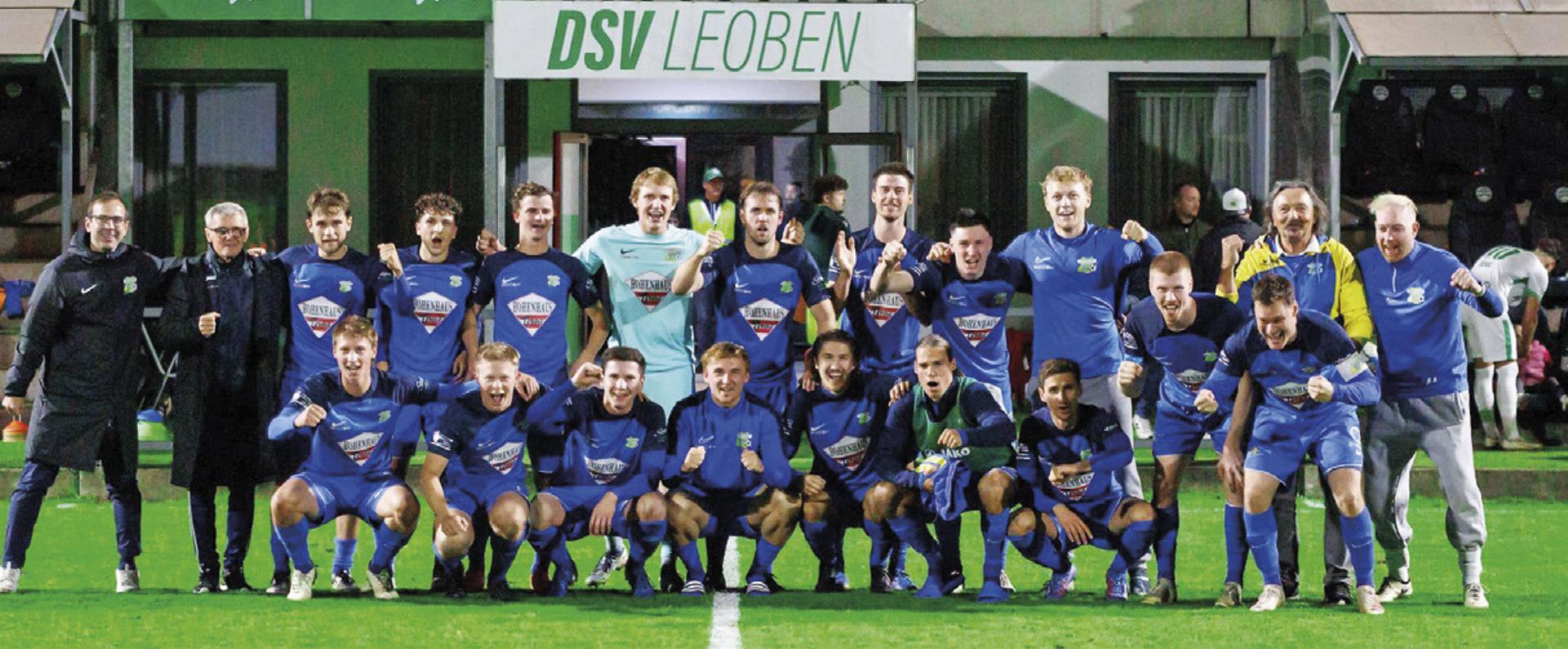 Die Mannschaft des FC Schladming belegte in der Herbstmeisterschaft den 12. Platz. Der Auswärtssieg gegen den Traditionsverein DSV Leoben war ein Highlight in der Herbstsaison. Foto: FC Schladming