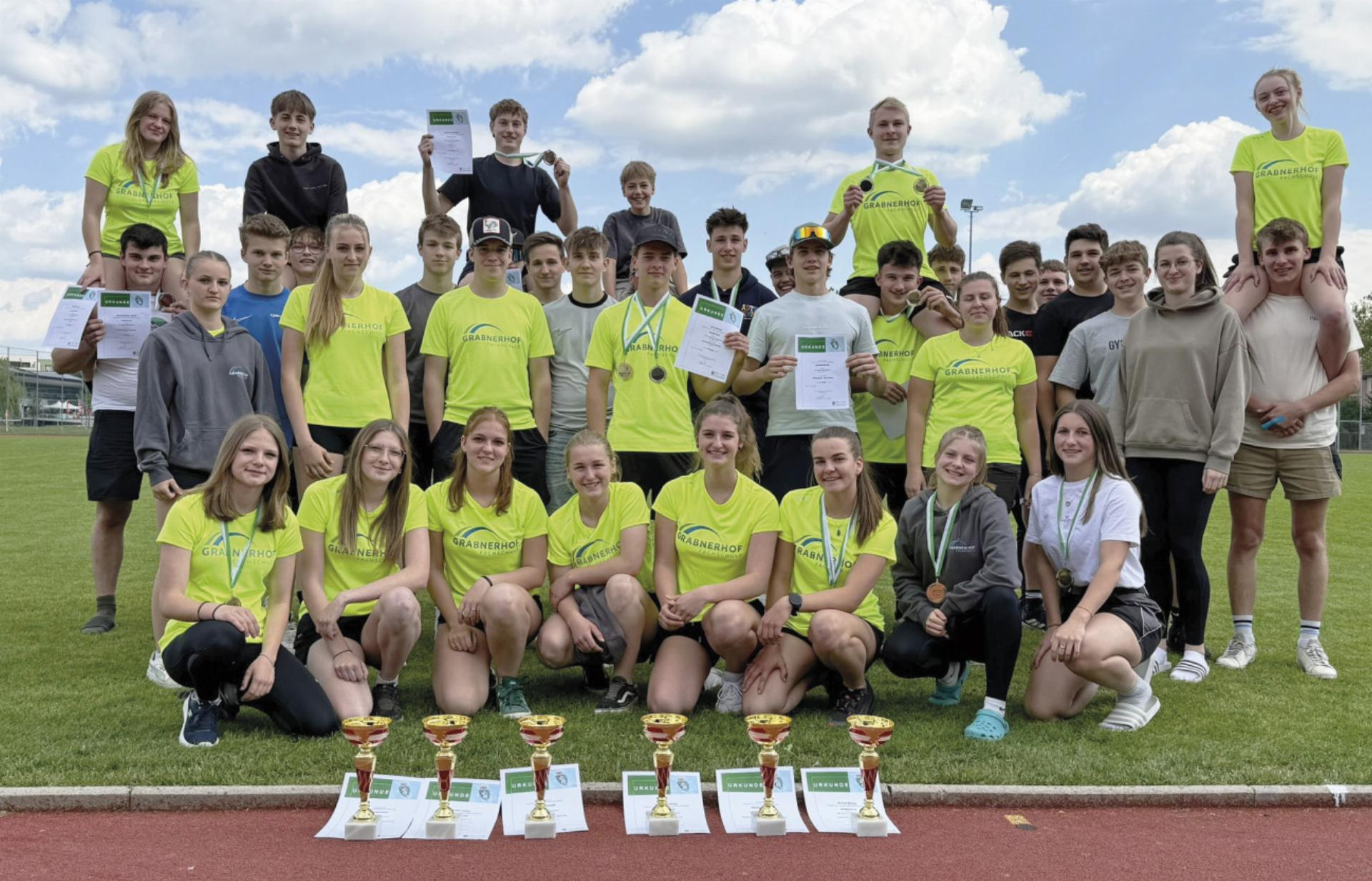 Das Team „The Yellow Power“ machte den Grabnerhof zur erfolgreichsten Schule der Steiermark.