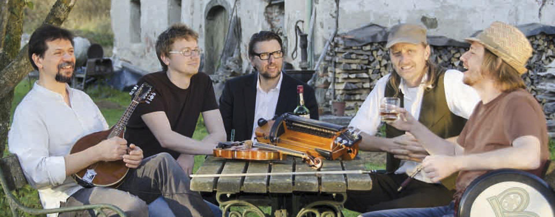 Boxty ist eine Formation aus Graz rund um den irischen Sänger Eamonn Donnelly. Foto: Peter Wohlfahrt - Das Bild wird blockiert. – Möglicherweise durch einen aktiven Adblocker.