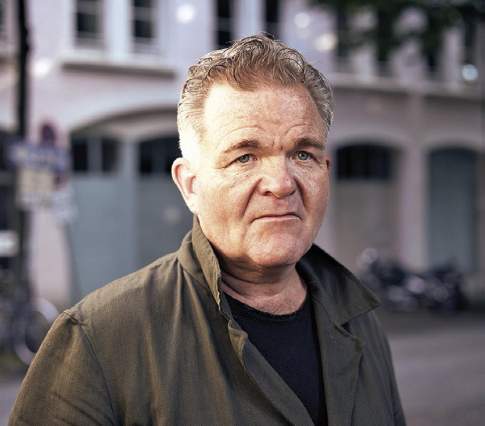 Gemeinsam mit dem evangelischen Kirchenchor Gröbming und des Chorissima Filzmoos gestaltet Cornelius Obonya einen Abend. Zwischen den Liedern der Chöre liest der Schauspieler Briefe vetriebener Protestanten aus dem 18. Jahrhundert. 
Foto: Sasha Ilushina