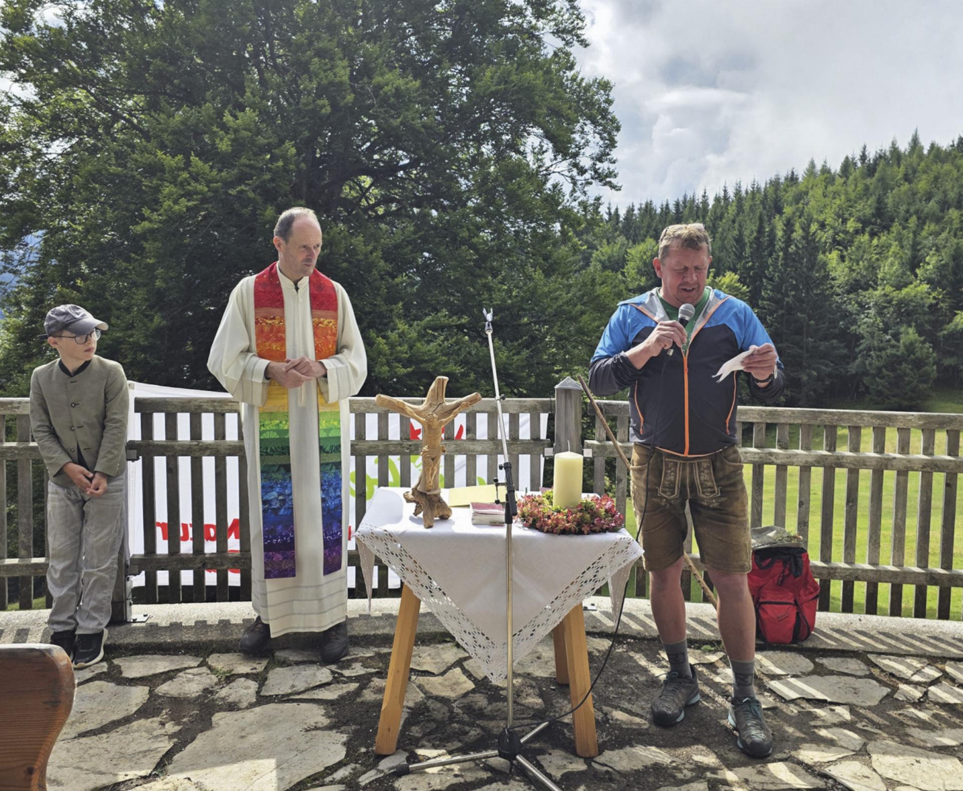 Feierlicher Gottesdienst mit Vereinsrückblick bei der Naturfreundehütte.

Foto: Gerald Bachner