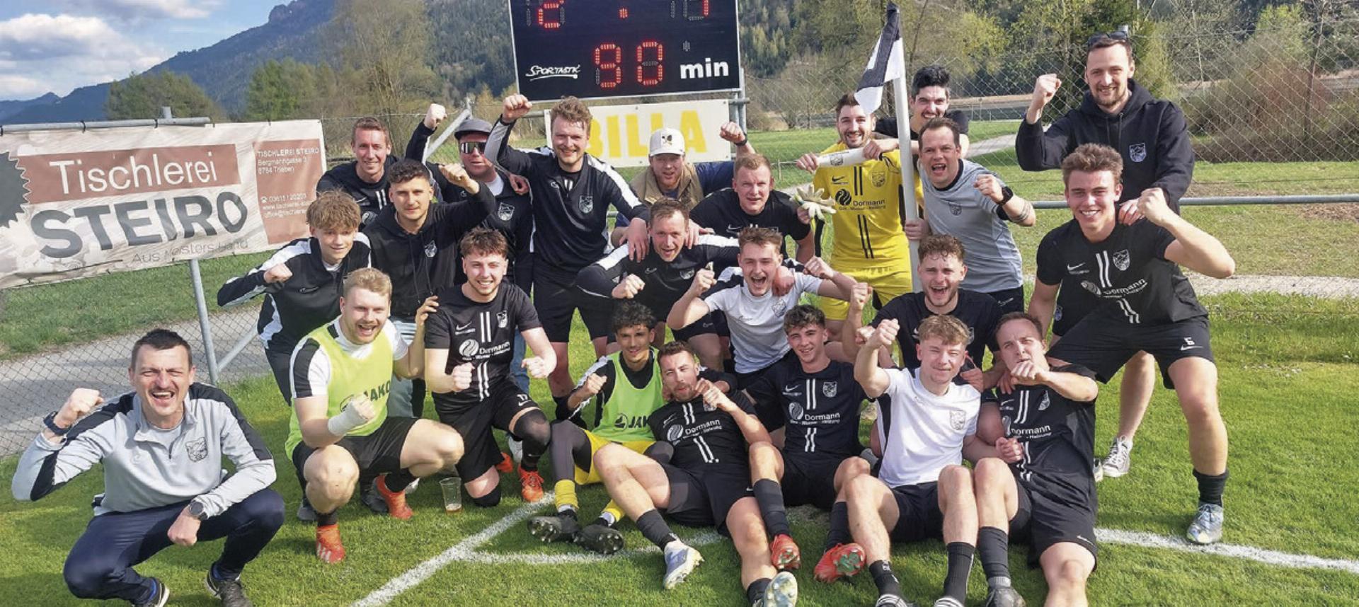 Der Jubel des FC Gaishorn nach dem glorreichen 2:1-Derbysieg gegen SV Trieben war groß. Foto: FC Gaishorn - Das Bild wird blockiert. – Möglicherweise durch einen aktiven Adblocker.