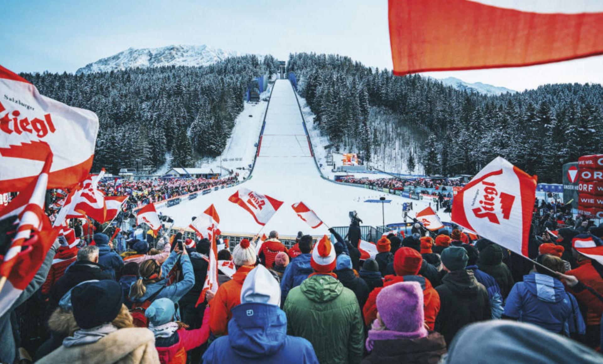 Gespräche gab es bereits seit fünf Jahren – 2026 geht der Wunsch in Erfüllung: Die Kombinierer fliegen den Kulm hinab. 
Foto: Wir sind Kulm