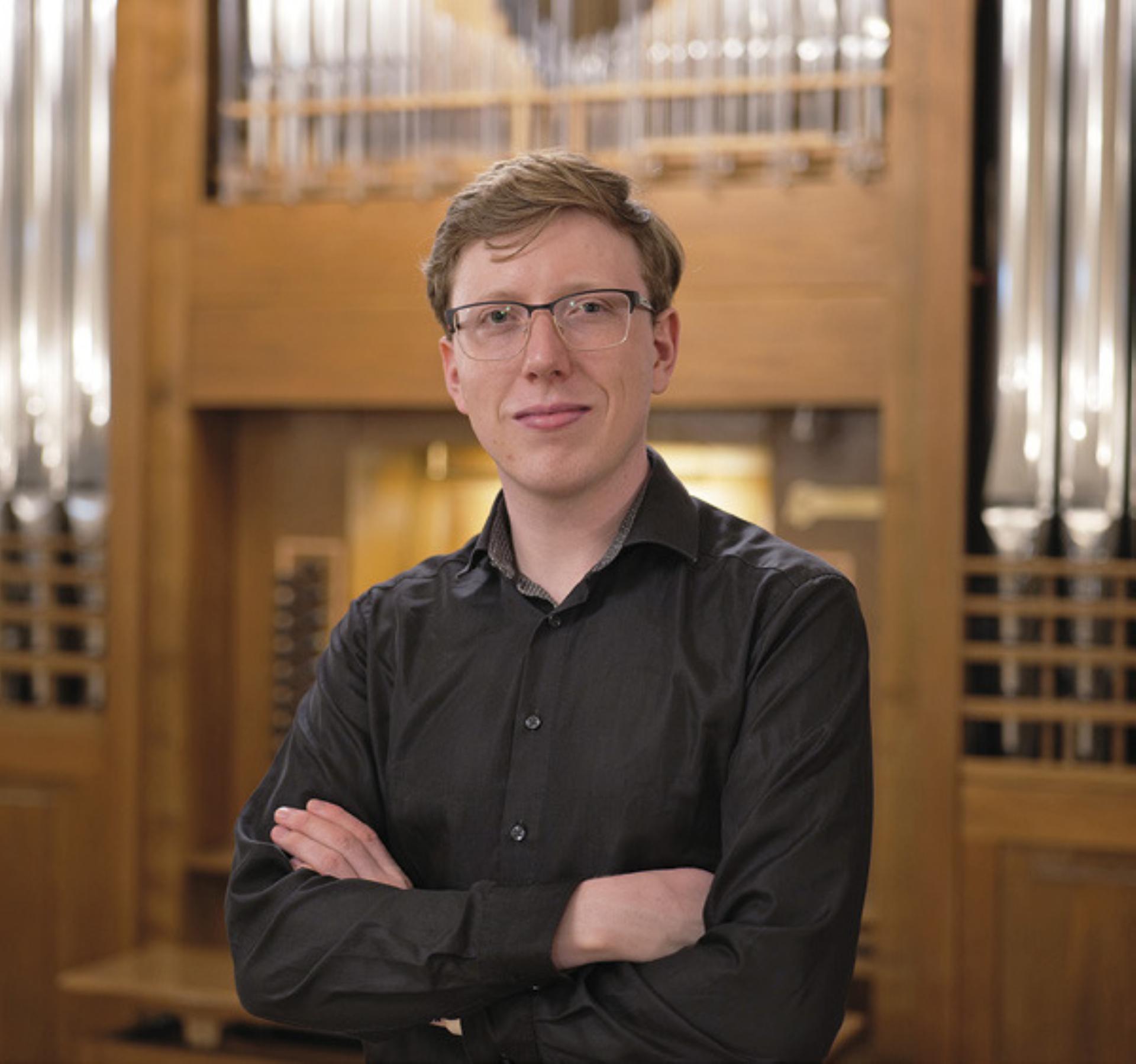 Seine Leidenschaft hat Ludwig Zettler im Orgelspiel gefunden. Nach dem Studium für Katholische Kirchenmusik widmet er sich der Orgel-Instrumentalpädagogik und dem Konzertfach.

Foto: Anastasiia Igoshina