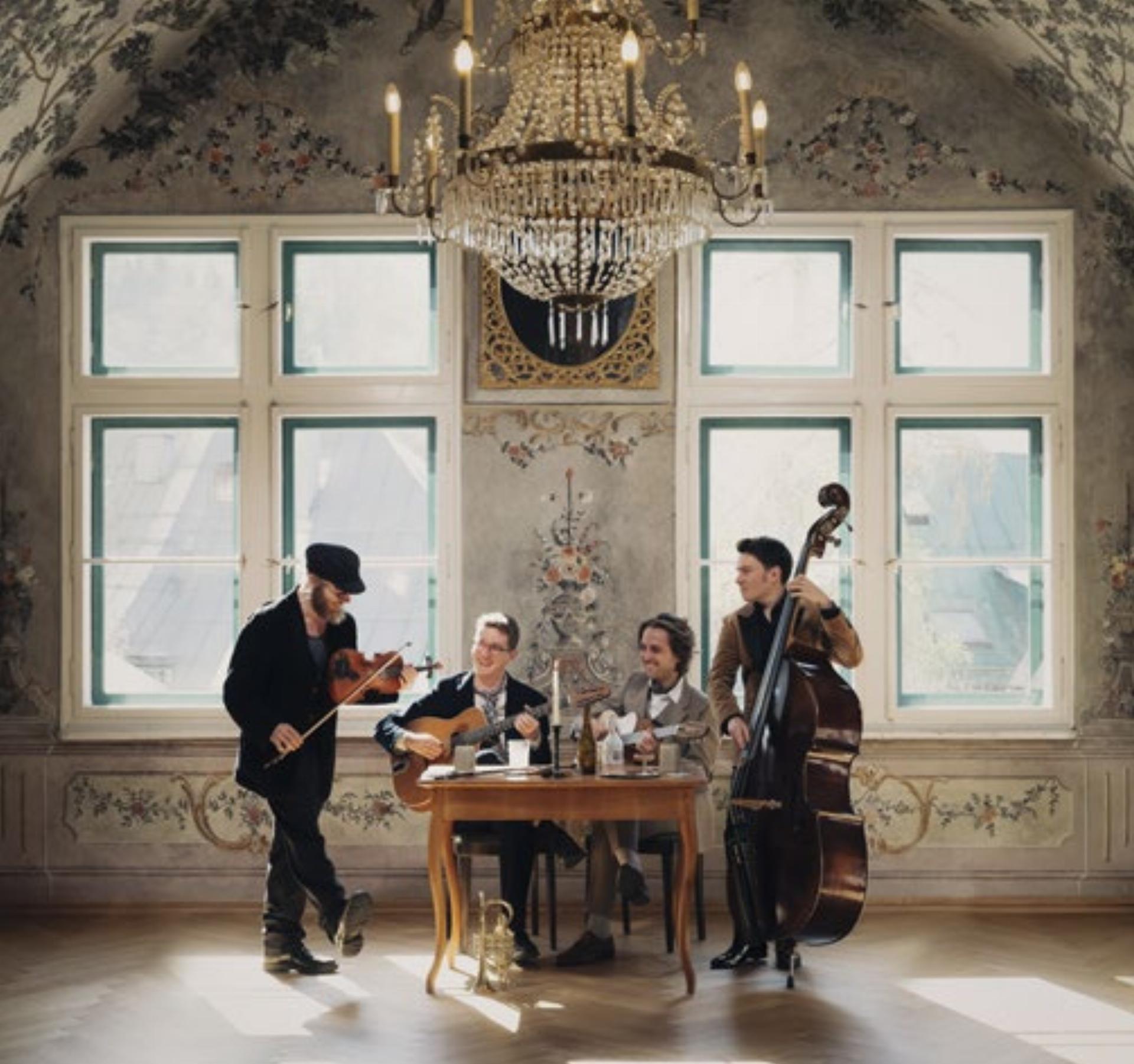 Das Paganin Soatnquartett sind Philipp Schachner, Jakob Rodlauer, Johannes Greimeister und Patrick Paganin.

Foto: Paganin Soatnquartett