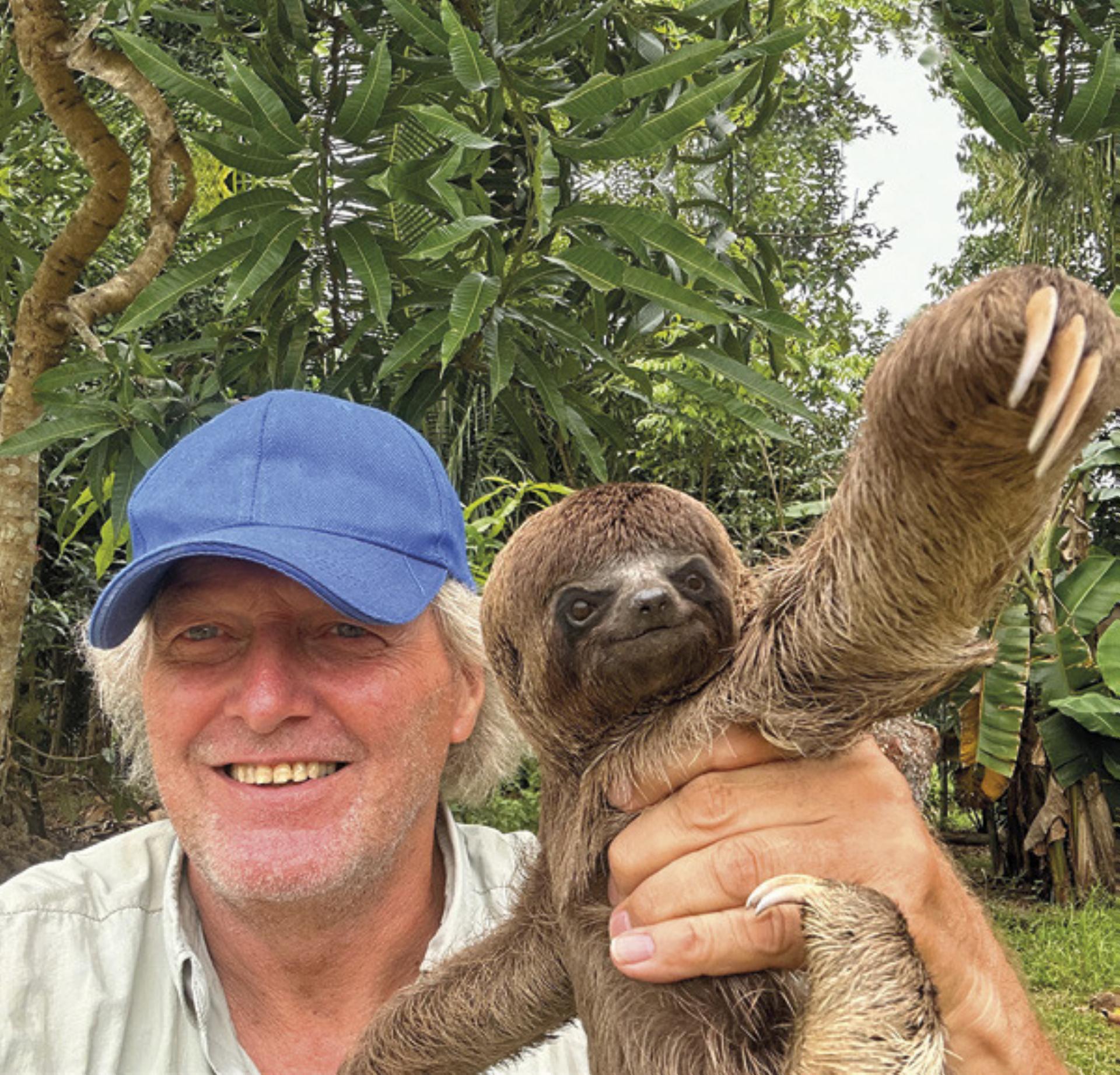 Bei seinen Reisen trifft Helmut Pichler auf exotische Tiere und erkundet einzigartige Landstriche. Dabei dringt er in Regionen vor, die nur selten ein Außenstehender zu sehen bekommt.

Foto: Helmut Pichler