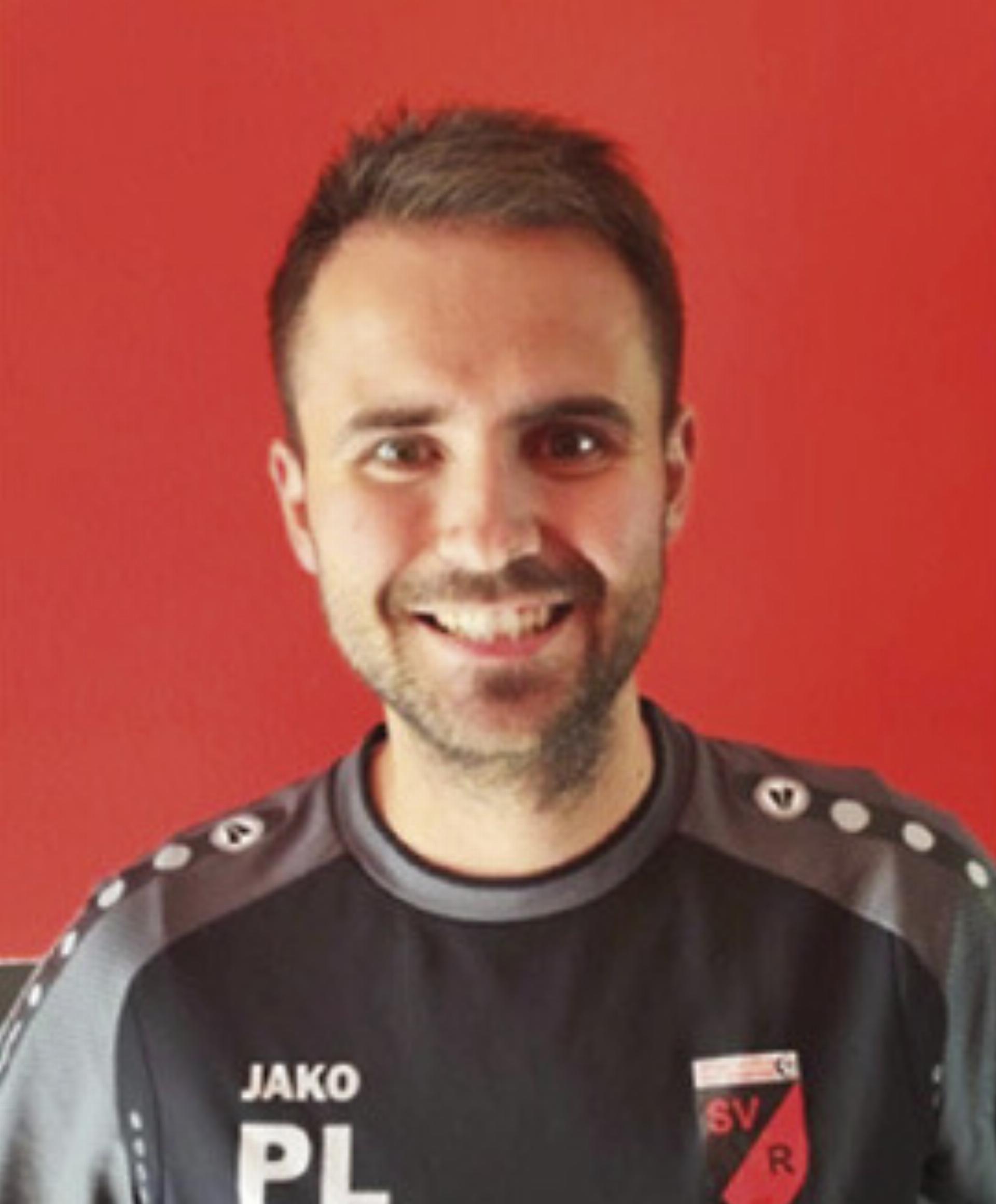 SV-Rottenmann-Trainer Patrick Löcker übernahm mit seiner Mannschaft durch ein 6:1-Schützenfest die Tabellenführung.