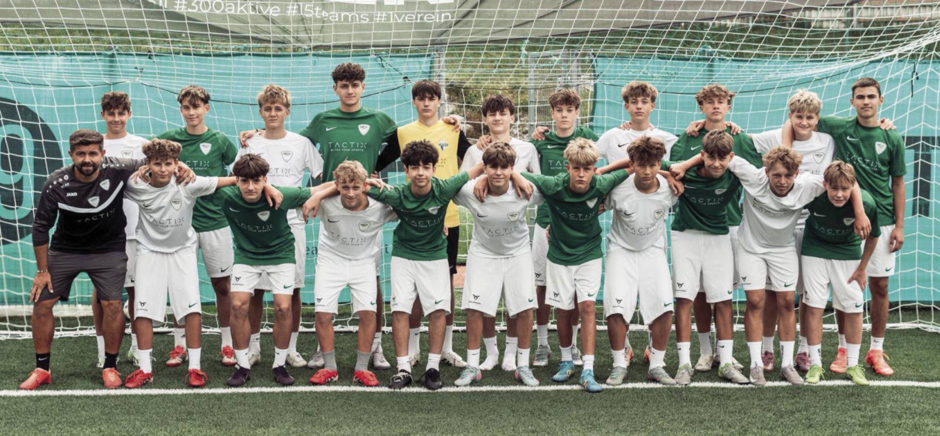 9 0 0 9 11:76 0 Die U15-Ennstalauswahl mit Trainer Slaven Biljesko qualifizierte sich für die U15-Landesliga im Frühjahr.