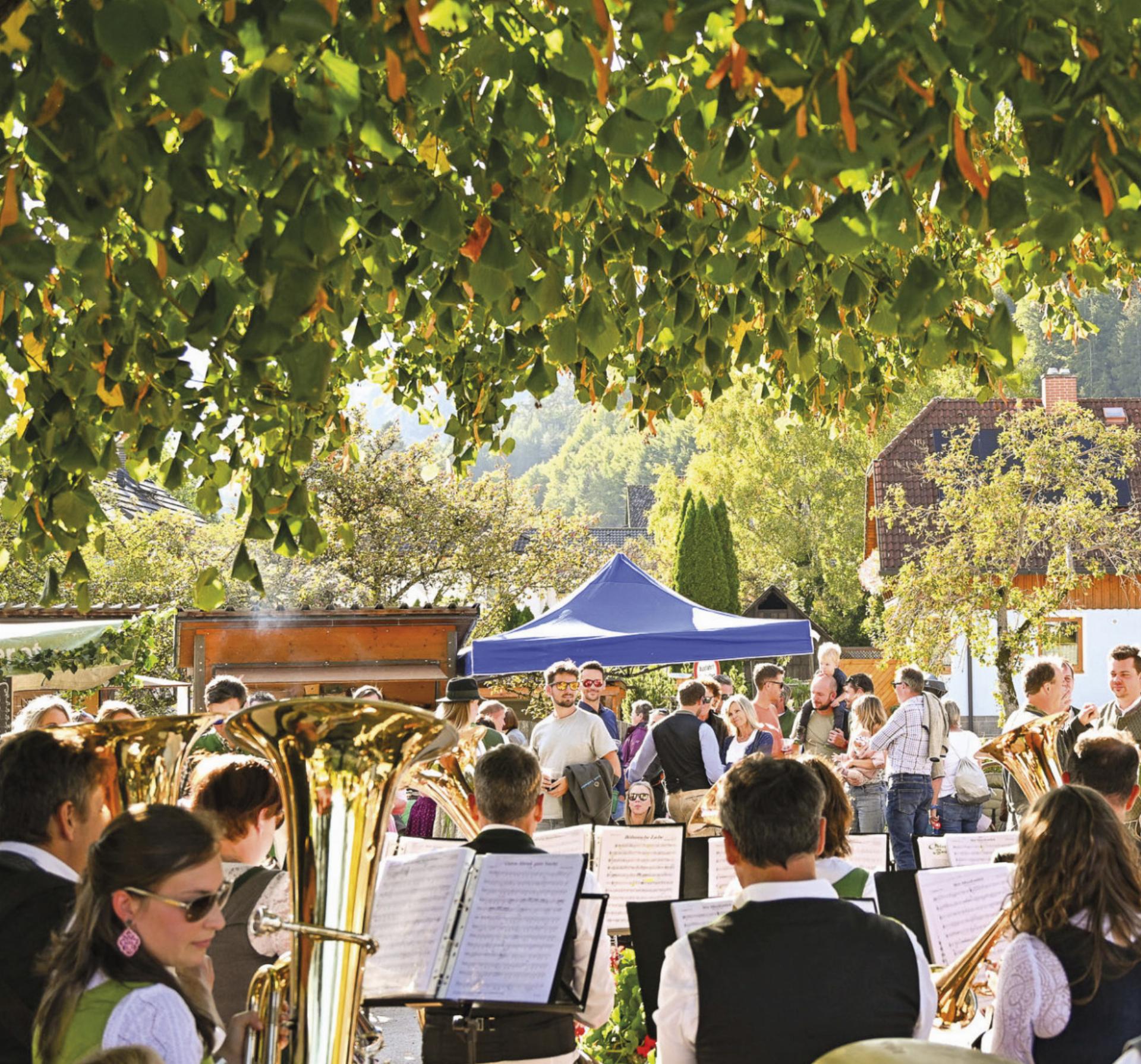 Wörschach avancierte vergangenes Wochenende zum Brennpunkt der Volkskultur. Musik, Kulinarik und Kunsthandwerk prägten die 39. Steirische Roas. 
Foto: Sabrina Rieß