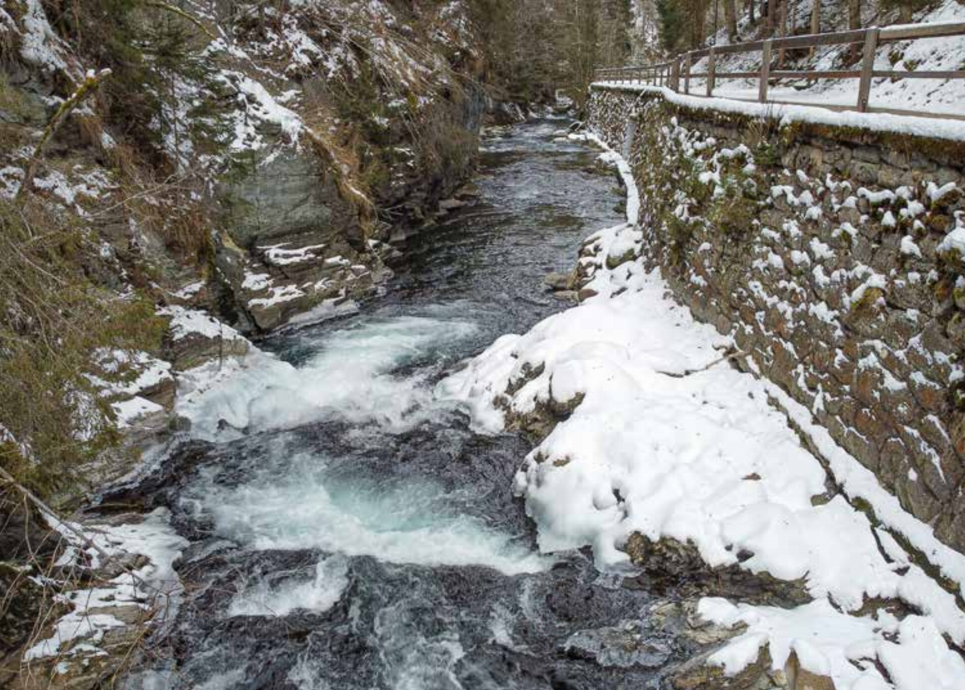 Während zwei Energieversorger um die energetische Nutzung des Talbaches kämpfen, erwirkten Kraftwerksgegner die Ernennung zum Naturdenkmal. Rechtskräftig ist der Bescheid noch nicht. 
Foto: Ennstaler - Das Bild wird blockiert. – Möglicherweise durch einen aktiven Adblocker.