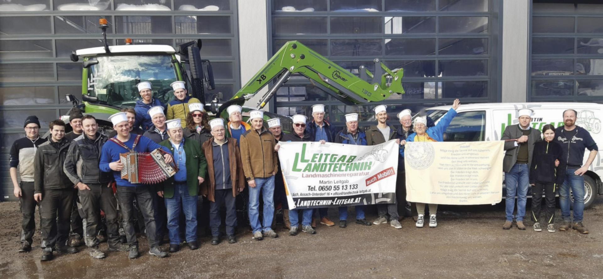 Ehemalige und aktive Milchlieferanten treffen sich jedes Jahr am Rosenmontag zum „Milchführer-Ausflug“. - Das Bild wird blockiert. – Möglicherweise durch einen aktiven Adblocker.