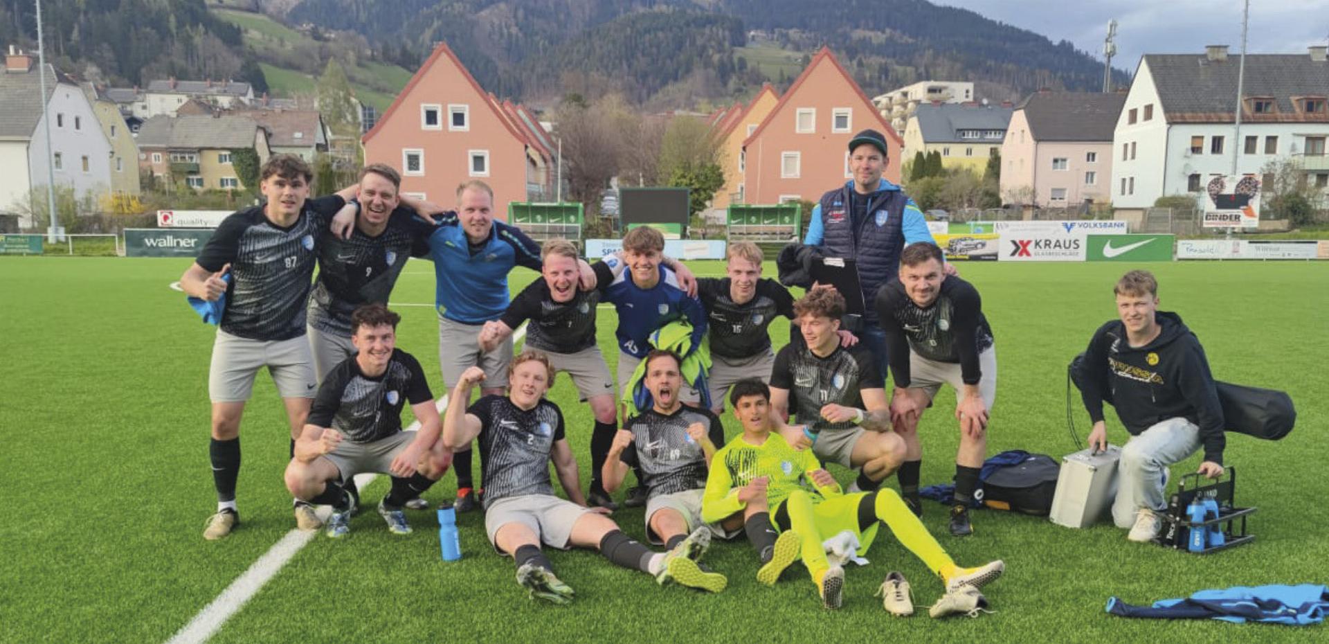 Die Mannschaft des ESV Lok Selzthal jubelte nach dem 3:0-Derbysieg gegen die SC Liezen Juniors. Foto: ESV Selzthal
