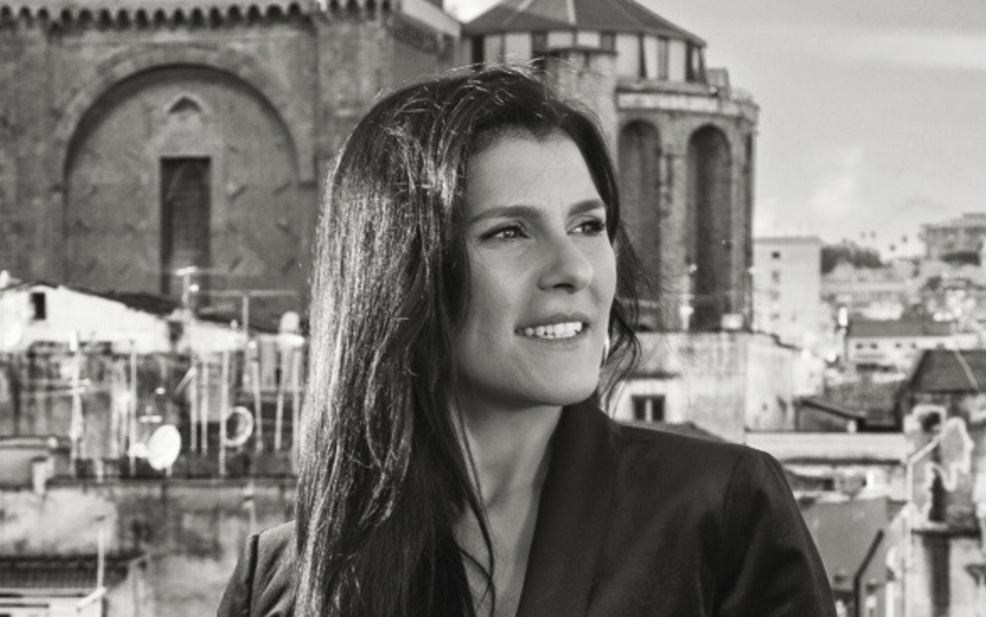 FLO ist eine der vielseitigsten Sängerinnen der italienischen Musikszene. Foto: Triart - Das Bild wird blockiert. – Möglicherweise durch einen aktiven Adblocker.