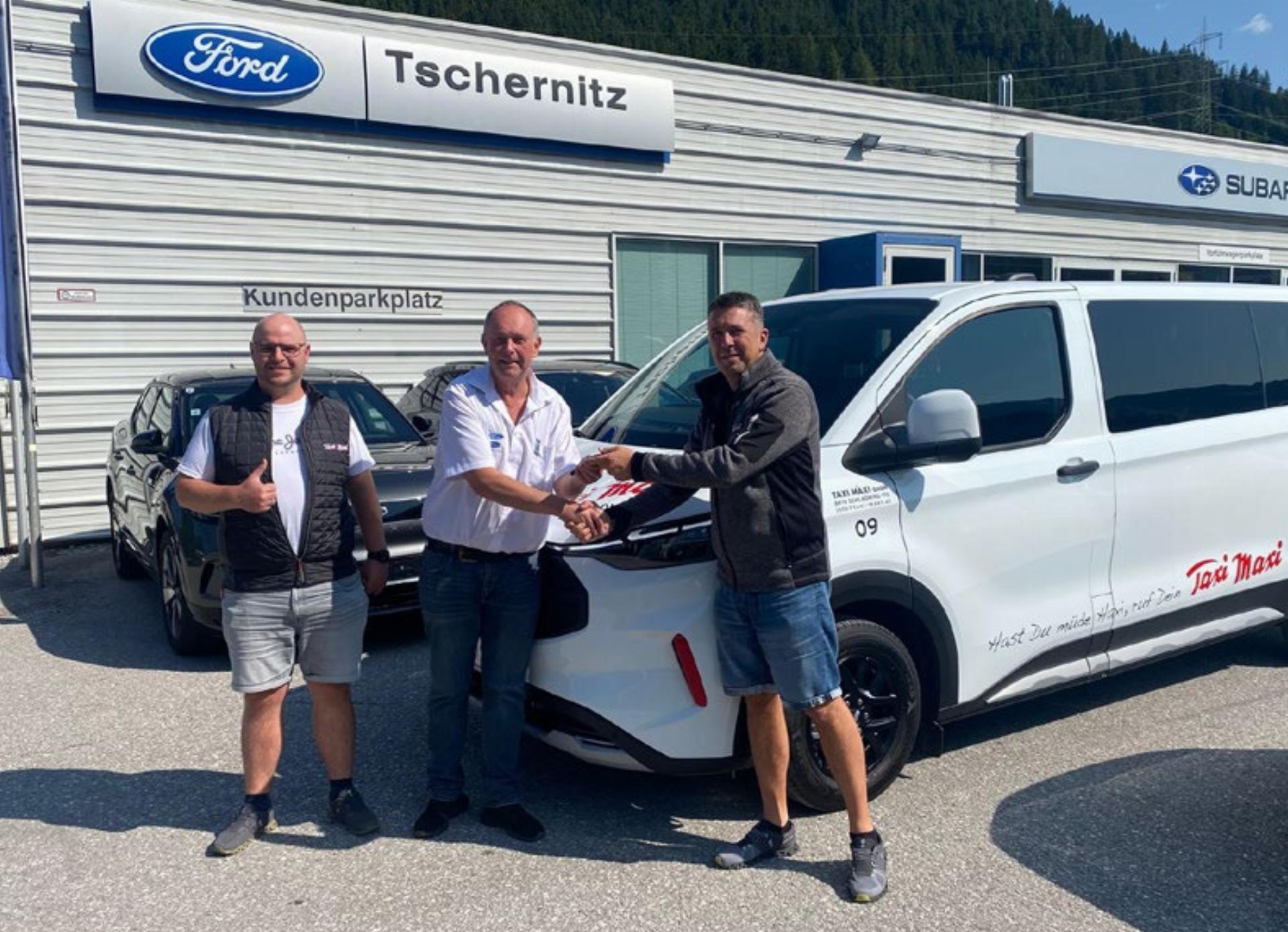 Thomas Trinker (GF Taxi Maxi), Otto Tschernitz (GF AH Tschernitz), Kurt Grießer (Fahrer Taxi Maxi).
