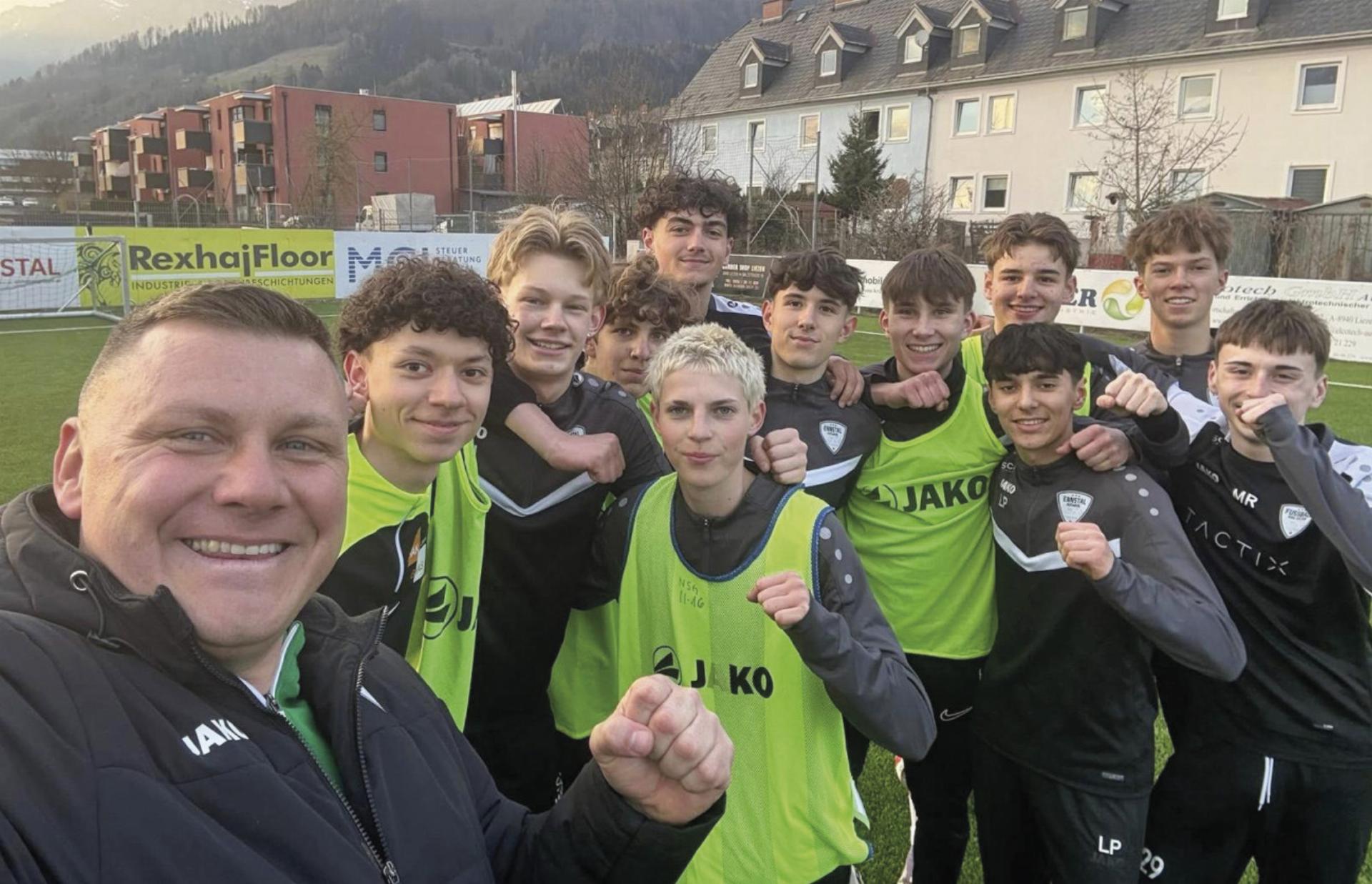 Nachwuchsfußball aktuell - Das Bild wird blockiert. – Möglicherweise durch einen aktiven Adblocker.