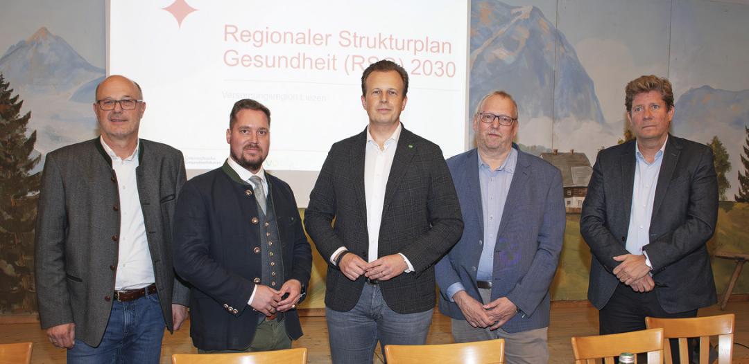 Stellten den RSG vor: ÖGK Steiermark Josef Harb, FPÖ-Klubobmann Marco Triller, LR Karlheinz Kornhäusl, Gesundheitsfonds-GF Michael Koren, Epig-GF Wolfgang Habacher. Foto: Ennstaler Stellten den RSG vor: ÖGK Steiermark Josef Harb, FPÖ-Klubobmann Marco Triller, LR Karlheinz Kornhäusl, Gesundheitsfonds-GF Michael Koren, Epig-GF Wolfgang Habacher. Foto: Ennstaler