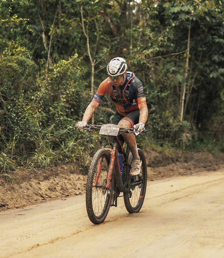 Im Finish kämpfte sich der Altaus- seer vom 5. auf den 2. Platz nach vor. Foto: Nicoo Ferri