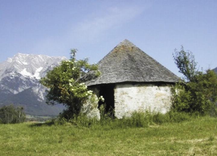 1818 fand im Irdninger Galgenhaus die letzte Hinrichtung statt. Danach diente das Gebäude als Heulager. 
Foto: o.K.