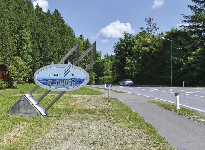 In St. Gallen will man eine Tonnagenbeschränkung über den Buchauer Sattel erzielen. Das würde die Verkehrssituation in den Ortskernen von St. Gallen, Wei- ßenbach, Altenmarkt und Weyer entschärfen, die aufgrund von Engstellen nur schwer passierbar sind.
Foto: Ennstaler