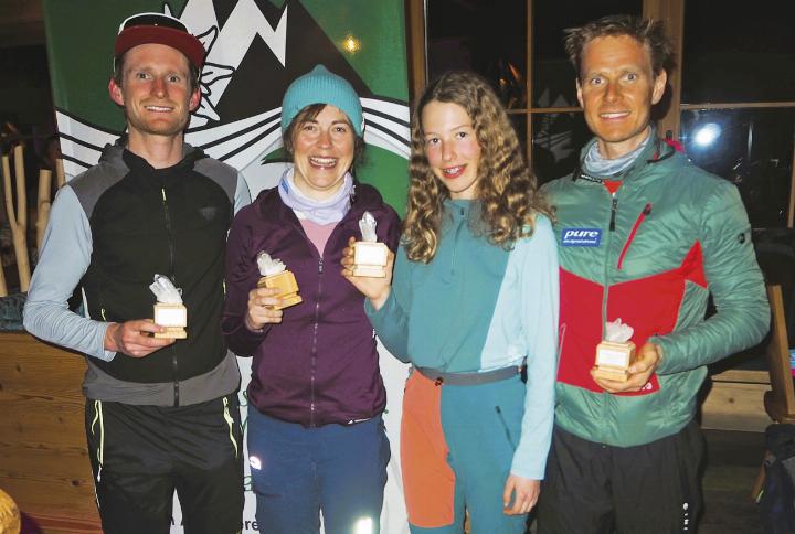 Strahlende Siegerinnen und Sieger der diesjährigen Krummholztour am Hauser Kaibling. 
Foto: ÖAV Haus