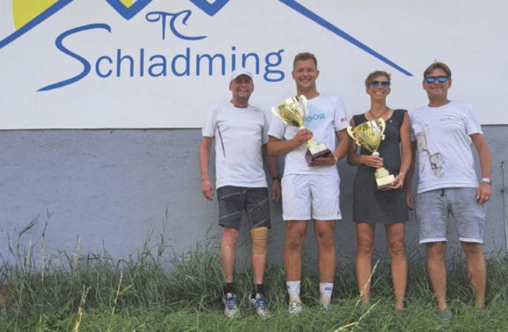 Die Schladminger Tennis-Stadtmeister Karin Mohl und Niklas Erlbacher. 
Foto: TC Schladming