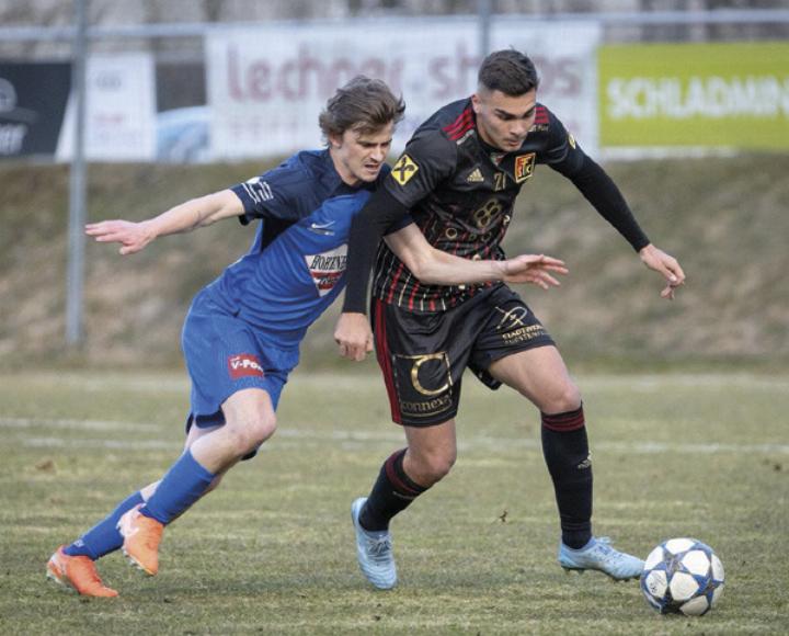 Daniel Schönleitner (links) erzielte beim 1:1 des FC Schladming gegen Bad Waltersdorf den Ausgleich für die WM-Städter. Foto: Tim Hofmann