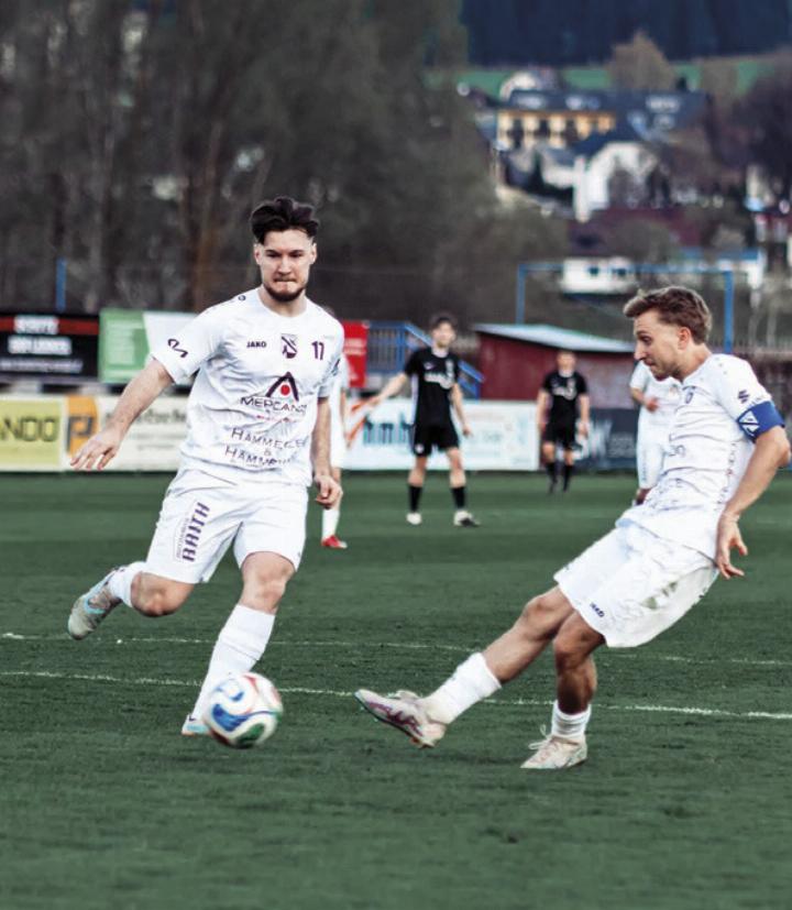 Christoph Daum (re.) erzielte im Spiel gegen SC St. Lorenzen/Kn. den Ausgleichstreffer zum 1:1 für Irdning. Foto: ATV Irdning