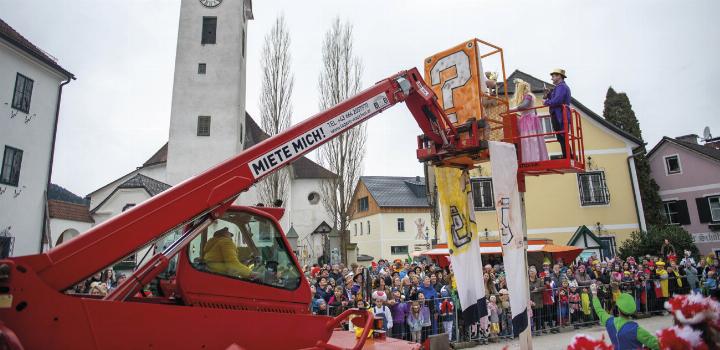 Super Mario erobert seine Prinzessin. 
Foto: Hans Johann Danklmayer