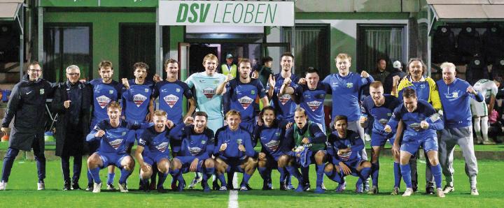 Die Mannschaft des FC Schladming belegte in der Herbstmeisterschaft den 12. Platz. Der Auswärtssieg gegen den Traditionsverein DSV Leoben war ein Highlight in der Herbstsaison. Foto: FC Schladming