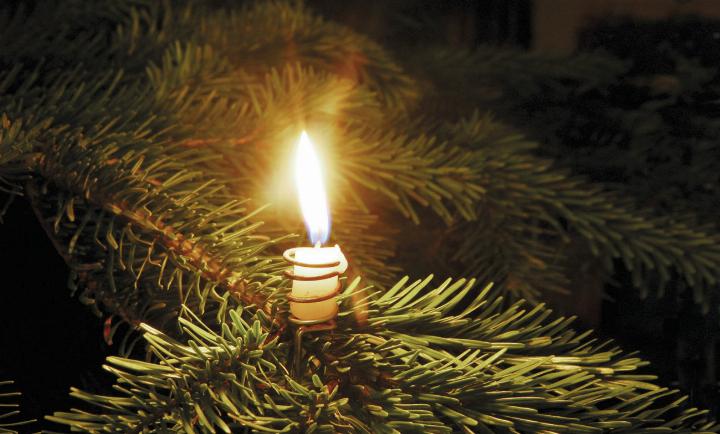 In unseren 15 Fragen dreht sich alles um jene vier Wochen, die von der Vorfreude auf das Weihnachtsfest geprägt sind. In unseren 15 Fragen dreht sich alles um jene vier Wochen, die von der Vorfreude auf das Weihnachtsfest geprägt sind.