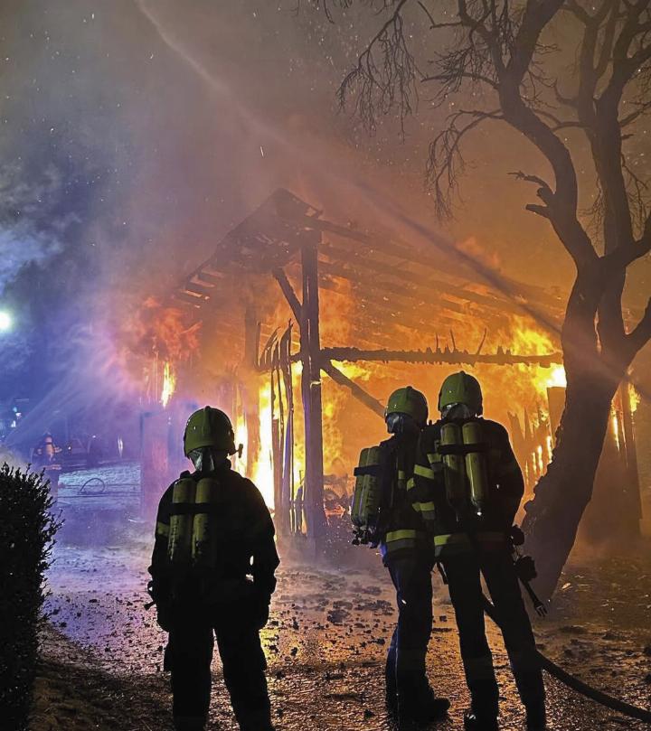 Brand eines Wirtschaftsgebäudes in Döllach. Foto: FF Döllach Brand eines Wirtschaftsgebäudes in Döllach. Foto: FF Döllach