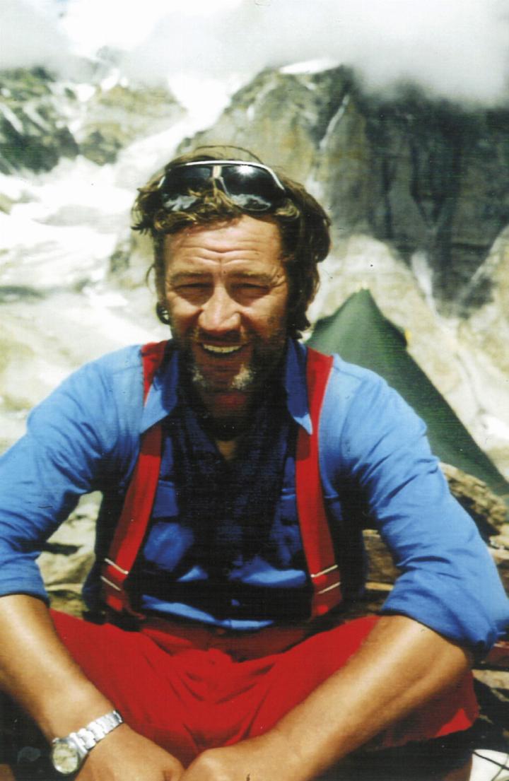 Leo Schlömmer am Fuße des Mount Everest 1971.