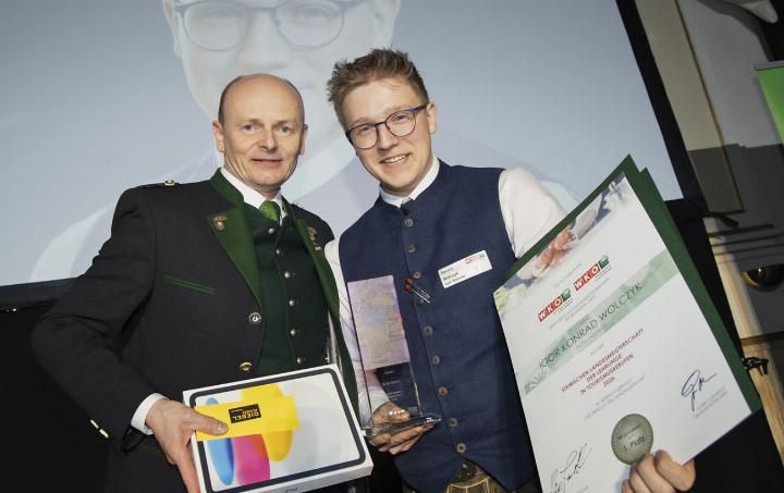 Landessieg der Lehrlinge: Igor Konrad Wolczyk räumte Platz 1 im Bereich Service ab. Foto: Helmut Lunghammer