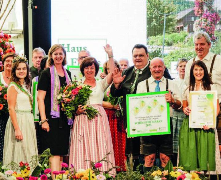 Blühende Steiermark: Beim diesjährigen Blumenschmuckbewerb „Die Flora 23“ wurde Haus im Ennstal zum 13. Mal in Folge zum schönsten Markt gekürt. (Bericht auf Seite 8)

Foto: Blumenland.at