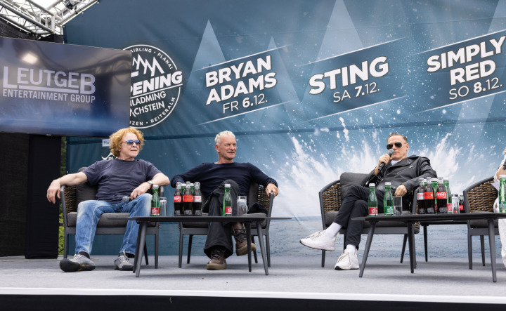 Bryan Adams, Sting und Simply Red bei der Pressekonferenz im Juni auf der Schnepfnalm. Foto: Harald Steiner