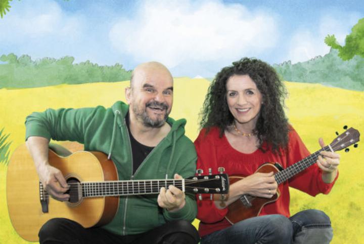 Mitsingen, Mitklatschen und Mitmachen sind beim Familienkonzert von 
Margit und Toni Knittel angesagt. 
Foto: Knittl