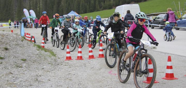 Mitmachen und Spaß haben: Am 10. Mai steigt das Kids Race auf der Kaiserau. 
Foto: Johann Schröcker