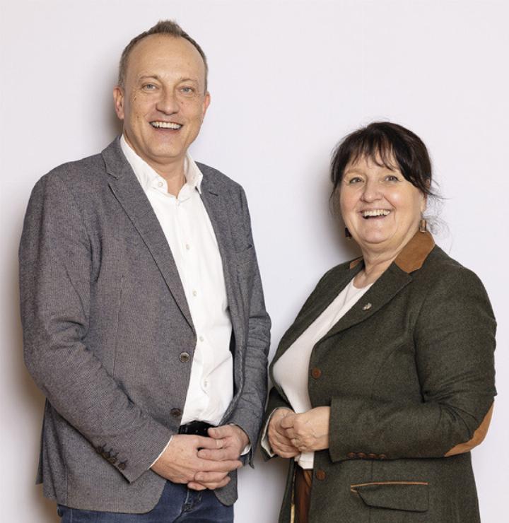 Armin Forstner und Manuela Khom: Investitionsprogramm nur eine erste Hilfe für Gemeinden.