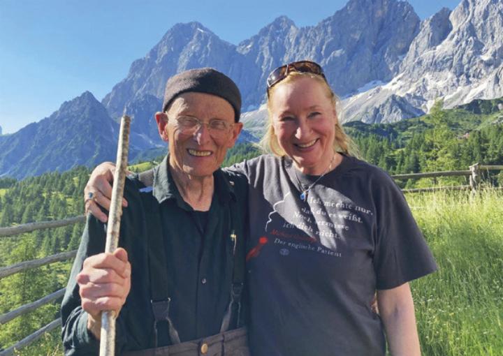 Mechthild Podzeit-Lütjen mit dem verschollenen Schriftsteller Bodo Hell.