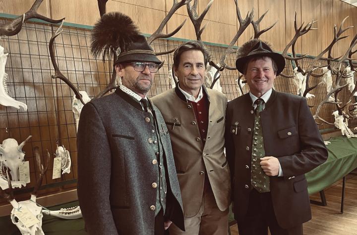 Bezirksjägermeister Hans Trinker, Präsident Franz Meran und Obmann Günther Anichhofer (v.l.). Foto: Pitzer