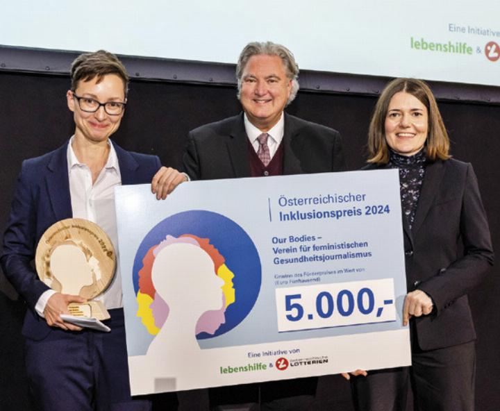 Bettina Enzenhofer und Brigitte Theißl von „Our Bodies“ mit Generaldirektor Erwin van Lambaart, Österreichische Lotterien. © Achim Bieniek/Österreichische Lotterien