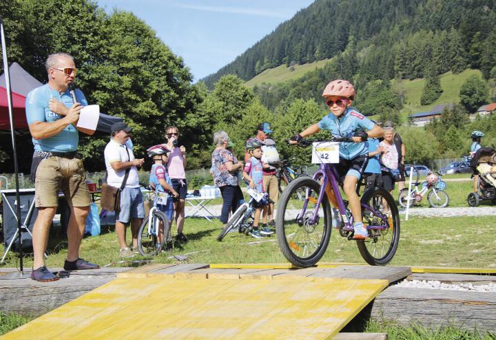 Die Nachwuchsradler sind bei den Rennen mit vollstem Einsatz bei der Sache. Foto: o.K.