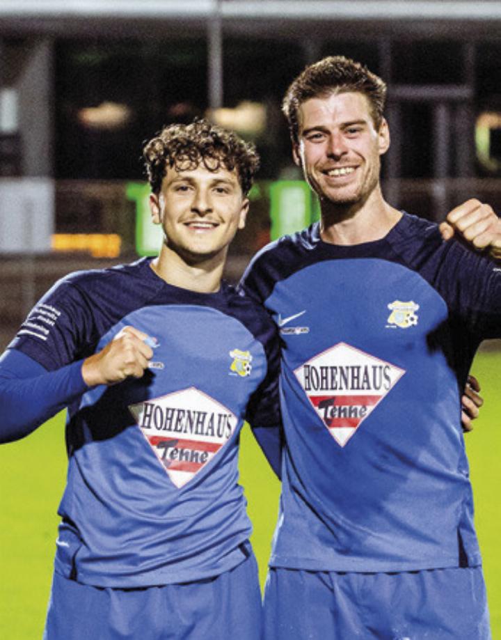 Sebastian Paric und Sebastian Auer (v.l.) erzielten die Tore des FC Schladming beim 2:0-Sieg gegen DSV Leoben.
Foto: Tim Hofmann