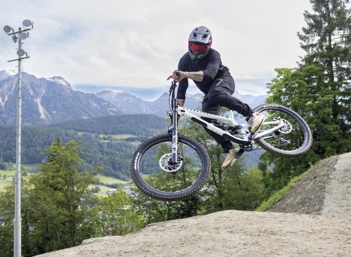 Der Bikepark Schladming bietet für alle Könnerstufen ein umfangreiches Angebot. Foto: Harald Steiner Der Bikepark Schladming bietet für alle Könnerstufen ein umfangreiches Angebot. Foto: Harald Steiner