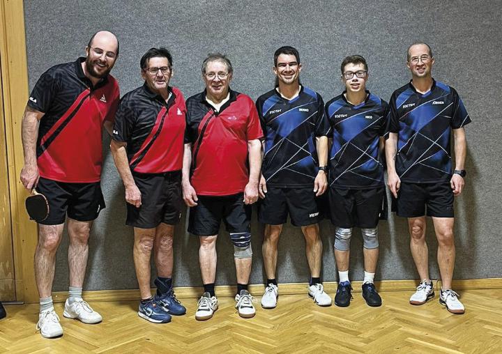 SV Aigen (re.) verteidigte mit einem Sieg gegen Wörschach 3 die Tabellenführung in der Gebietsliga Enns. Foto: o.K.