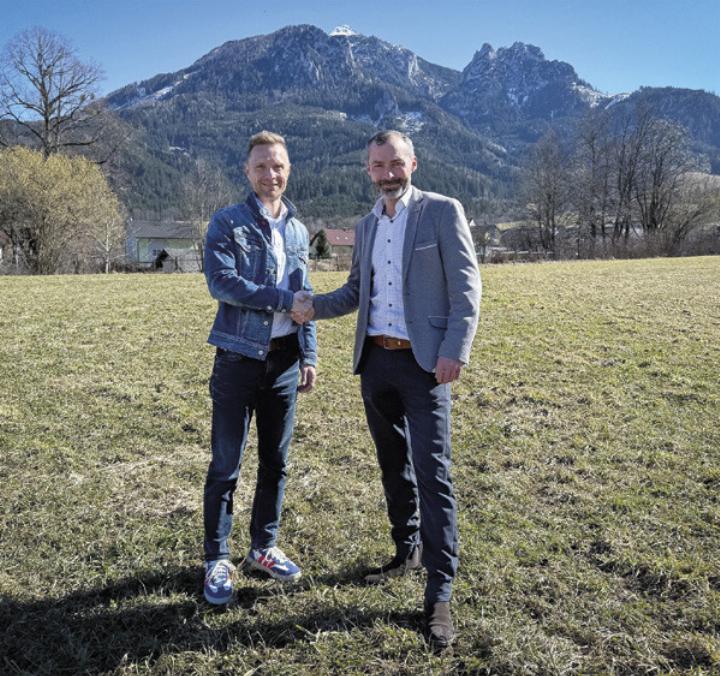 Mario Kleissner, Obmann und Vorstand der Rottenmanner Siedlungsgenossenschaft, mit Admonts Bürgermeister Christian Haider.
Foto: Rottenmanner Siedlungsgenossenschaft