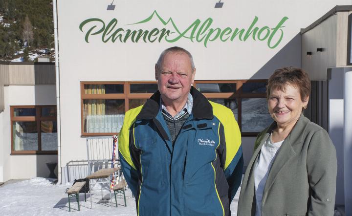 Wenn andere in Pension gehen, starten Gerhard und Josefine Lackner noch einmal durch. Das Gästehaus ist wieder in Familienbesitz und seit dieser Wintersaison in Vollbetrieb. Foto: Ennstaler